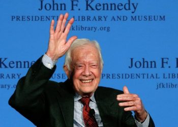 43 yıl sonra gelen itiraf: Reagan, İran’ı rehineleri geç bırakmaya ikna edip Carter’ı sabote etti