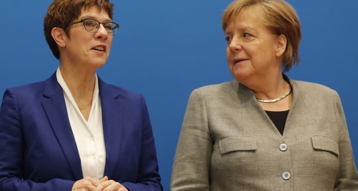 Almanya’da siyasi kriz büyüyor: Kramp-Karrenbauer görevi bırakıyor