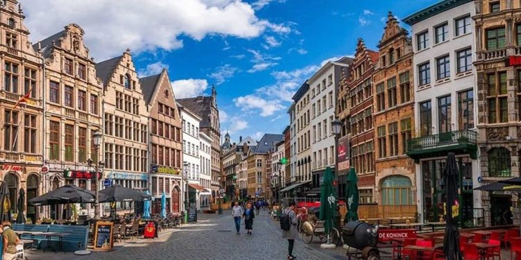 Amsterdam’ı da geride bıraktı…  kokainin en yaygın kullanıldığı kent açıklandı…İşte uyuşturucunun zirvesindeki kent