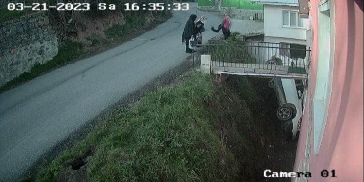 Beykoz’da ilginç kaza; boşluğa böyle düştü