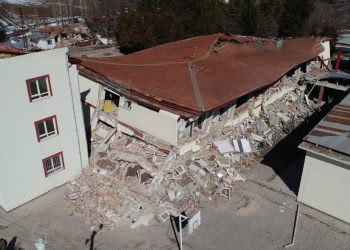 Deprem bölgesinde okullar açılıyor mu? Deprem kentlerinde eğitim hangi tarihte başlıyor? Adıyaman, Malatya, Hatay, Kahramanmaraş