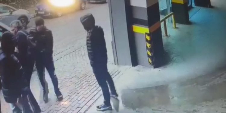 Hedef şaştı: Özür dileyip başkasını kaçırdılar