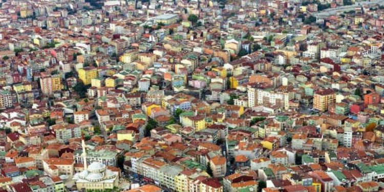 Kafanıza takılan tüm sorularla kentsel dönüşüm süreci: Bina sakinlerinin yasal hakları neler?