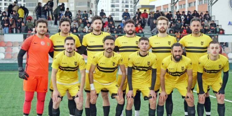 Kayseri’de tarihi maç; sekiz kişi rakiplerini 26-1 yenip rekor kırdılar!
