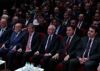 Kılıçdaroğlu: Öyle bir düzen kuralım ki, kim iktidara gelirse gelsin bir daha bu krizler yaşanmasın