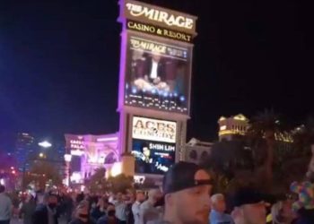 Kılıçdaroğlu’nun o videosu Las Vegas’ta dev ekranda gösterildi