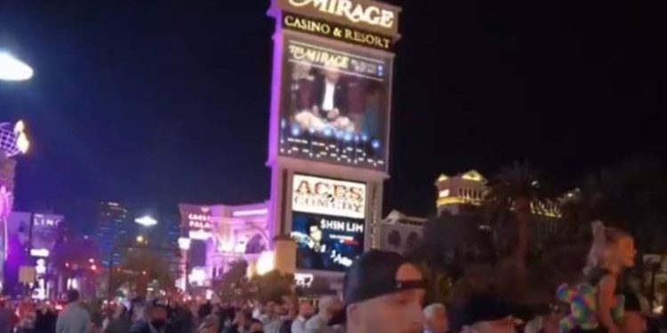 Kılıçdaroğlu’nun o videosu Las Vegas’ta dev ekranda gösterildi