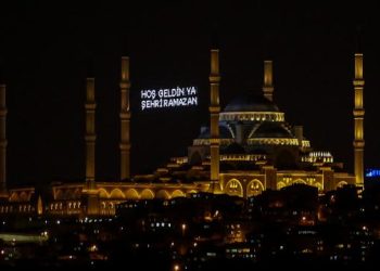 Kul hakkı yemek orucu bozar mı?