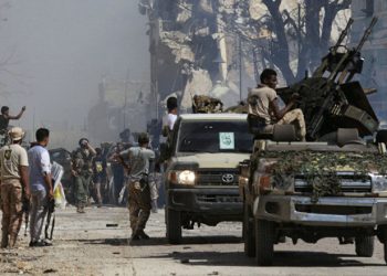 Libya Ulusal Ordusu, Trablus’a geldiği iddia edilen Türk askeri teçhizatını görüntüledi