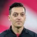 Mesut Özil’den flaş karar: Futbolu bıraktı