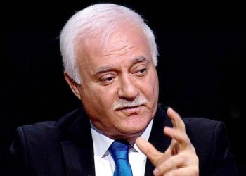 Nihat Hatipoğlu’na sahurda ahiret sorusu! Sevip de sevilmemenin günahı nedir?
