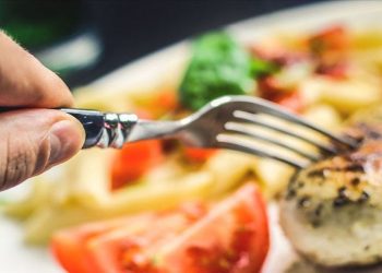 Ramazan başladı mı? Dışarda iftar açmanın maliyeti ne kadar? Ramazan ayı İftar menüsü fiyatları 2023
