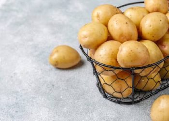 Sıra dışı bir yötem :Ayakkabının içine patates koyup bekle ve olacakları gör…