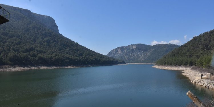 Tahtalı Barajı’nda İzmir’e 300 gün yetecek kadar su var