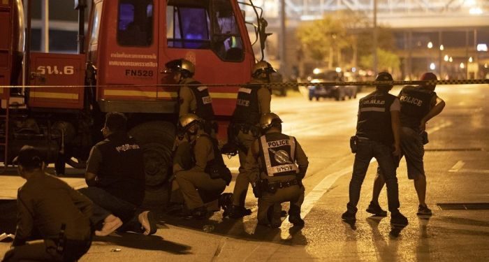 Tayland medyası: Saldırgan 9 saattir bulunduğu alışveriş merkezinden kaçtı