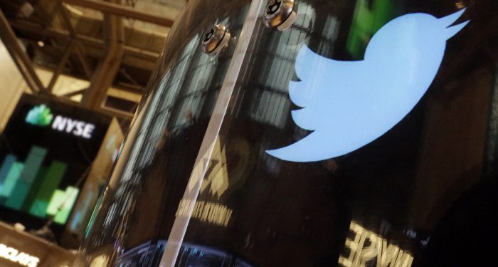 Twitter, tarihinde ilk kez bir çeyrekte 1 milyar dolar gelir sınırını aştı