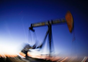 ABD’nin ticari ham petrol stokları azaldı