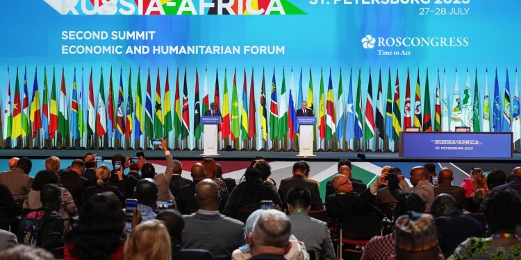 Afrika’da rüzgar artık tersten esiyor: Rusya’nın kıta ülkeleriyle ilişkisi nasıl gelişiyor?