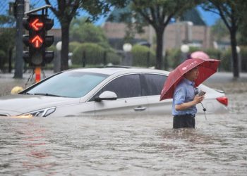 Çin’in Hıbey eyaletinde sel nedeniyle 1.2 milyon kişi tahliye edildi