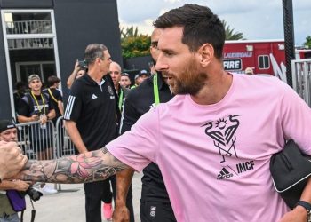 Messi’den imza alan temizlik görevlisi işten çıkarıldı: ‘Her saniyesine değerdi’