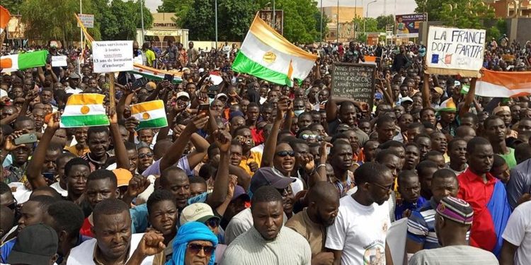 Nijer devrik lideri ABD’ye müdahale çağrısı yaptı, yeni lider Fransa ile askeri işbirliğini feshetti