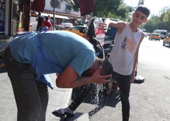 Termometreler Şırnak’ta 48, Diyarbakır’da 44, Batman’da 42 dereceyi gösterdi