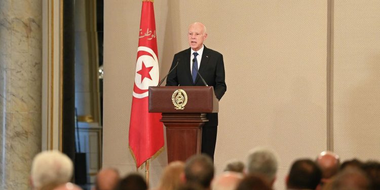 Tunus Cumhurbaşkanı’ndan hükümete çağrı: Fiyat artışlarına sebep olan çeteleri çökertin