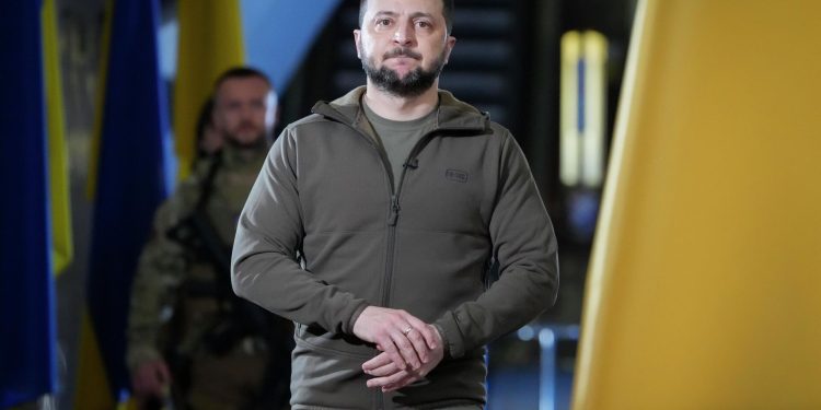 ABD eski istihbarat subayı Ritter’den Zelenskiy’i bekleyen felaket konusunda uyarı