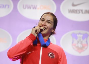 Buse Tosun Çavuşoğlu dünya şampiyonu oldu: ‘Rüya gibi bir gün yaşıyorum’