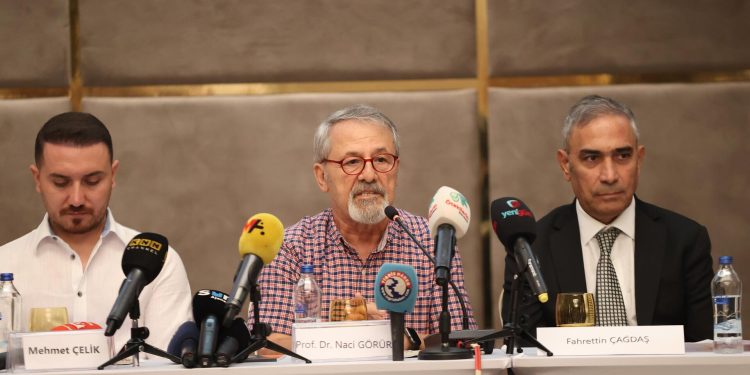 Prof. Dr. Naci Görür’den deprem açıklaması: ‘Durdurmak mümkün değil’