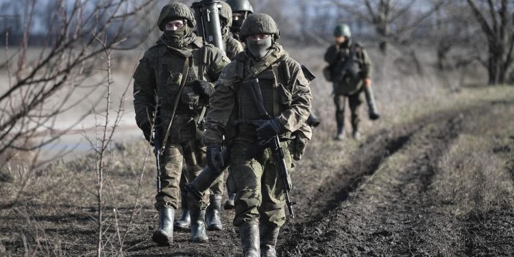 Rus ordusu, 3 bin tondan fazla mühimmatın bulunduğu Ukrayna Silahlı Kuvvetlerinin deposunu imha etti