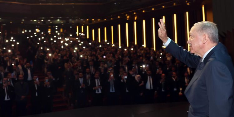 Erdoğan: Bay Amerika, yahu Amerika nere, Akdeniz, İsrail, Filistin nere? Ne işin var senin orada?