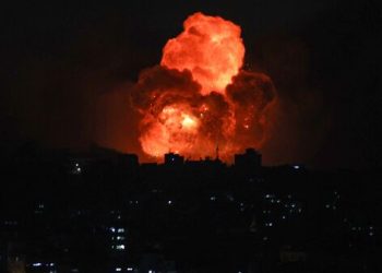 Gazze’ye hava saldırıları devam ediyor | İsrail, Ulusal İslam Bankası’nı vurdu