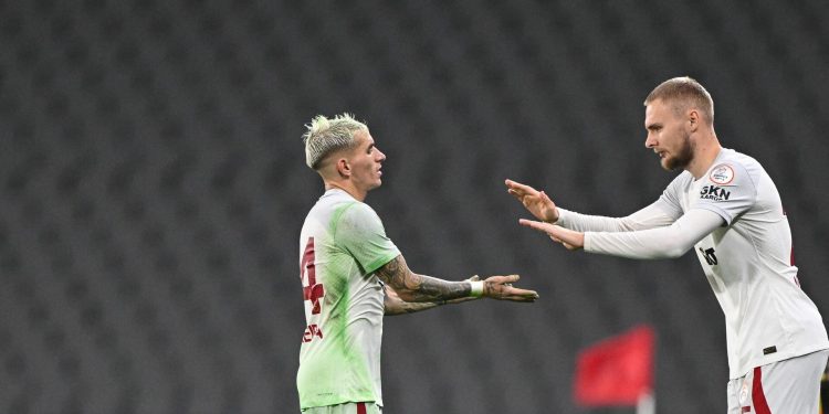 Oyuncular yeşile boyanmıştı: Stadın bakımını yapan firmanın sözleşmesi feshediliyor