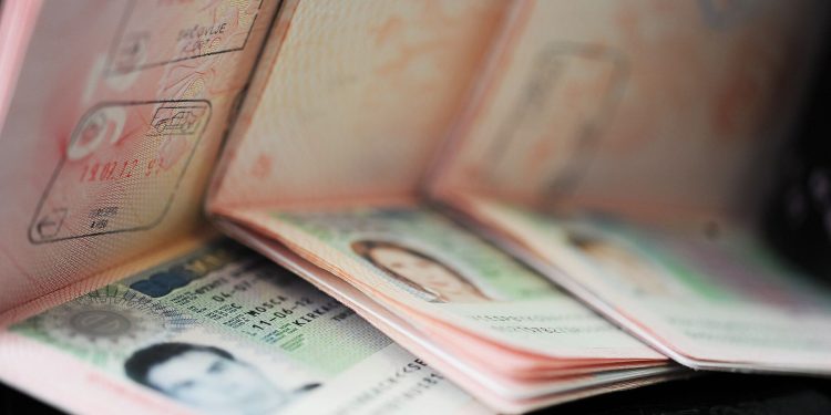 Schengen Anlaşması sıkıntıda: Serbest dolaşım iptal edilerek sınır kontrolleri geri getirilebilir