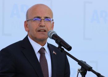 Şimşek: Türkiye’ye yatırımcıların ilgisi şaşırtıcı değil
