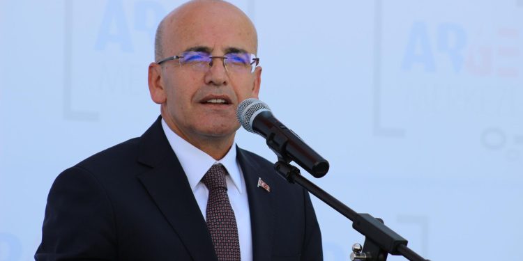 Şimşek: Türkiye’ye yatırımcıların ilgisi şaşırtıcı değil
