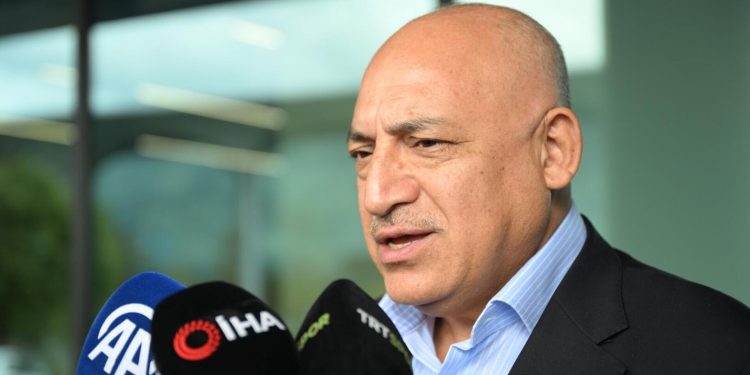 TFF Başkanı Büyükekşi’den Beşiktaş açıklaması: ‘Kimseye ulufe dağıtmıyoruz’