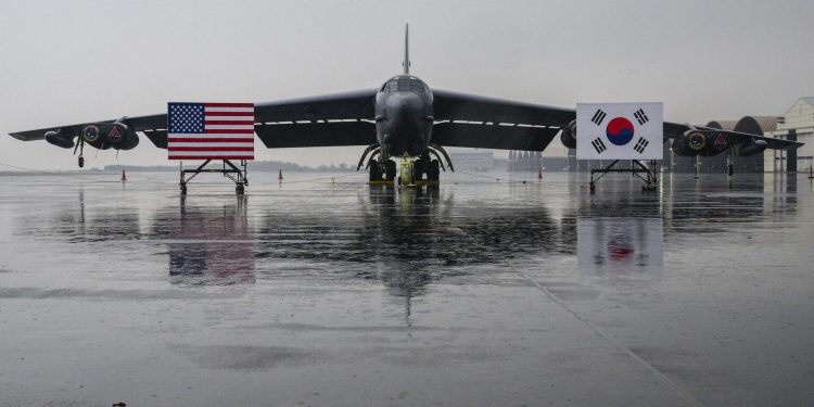 ABD, Japonya ve Güney Kore’den ilk kez ortak hava tatbikatı