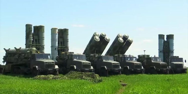 Yunan basını: Hükümet yüzünden hava savunması kevgire döndü