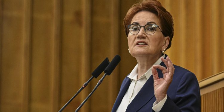 Akşener: Çocukları öldüren Netanyahu terörüyle müzik festivalinde gençleri tarayan Hamas terörü aynı