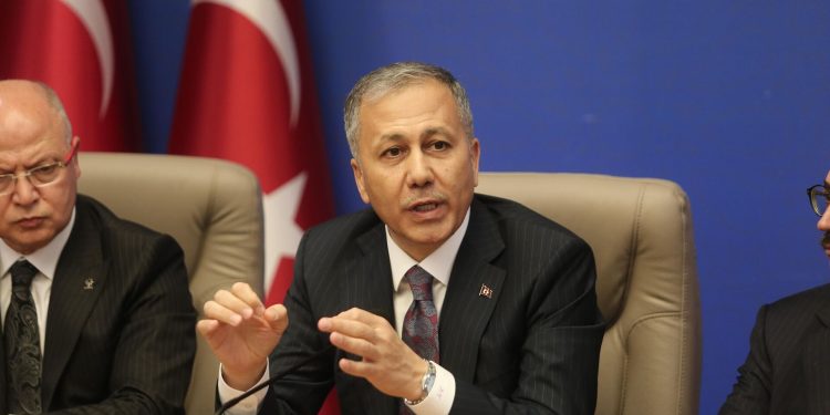 İçişleri Bakanı Yerlikaya: Mobil Göç Noktaları’nın sayısı 155’e çıkacak