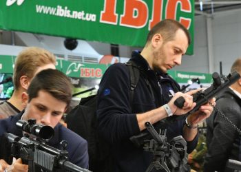 Ukrayna’nın Batı’dan aldığı silahları nasıl ‘yeniden sattığı’ ortaya çıktı